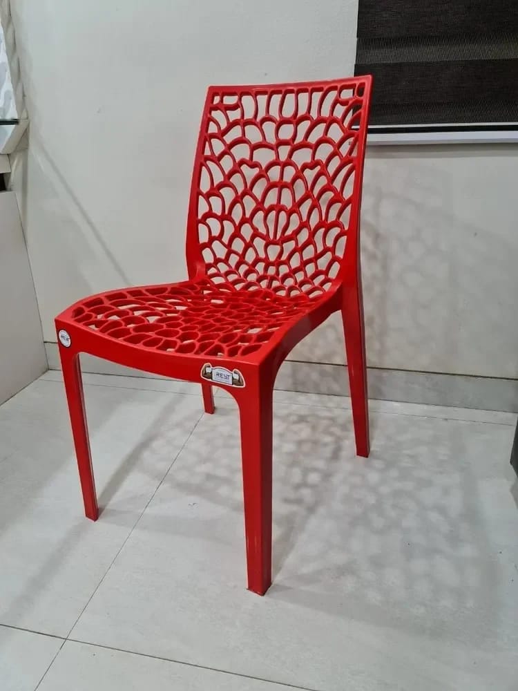Cafeteria chair