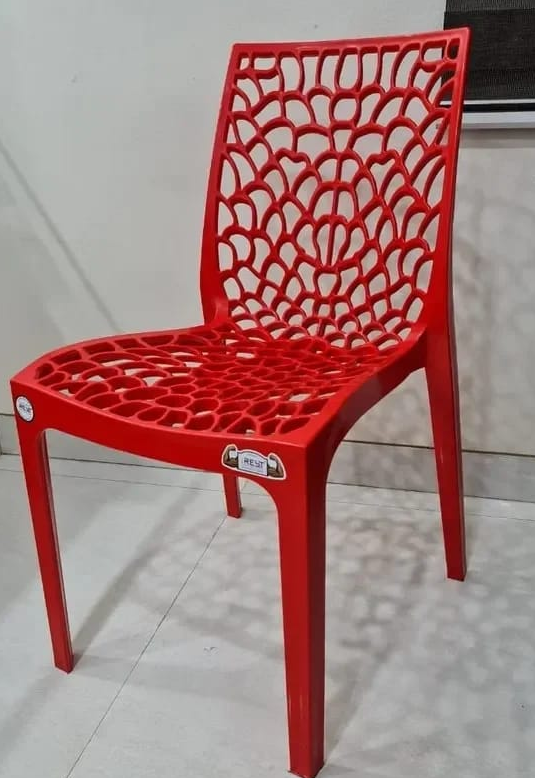 Cafeteria chair